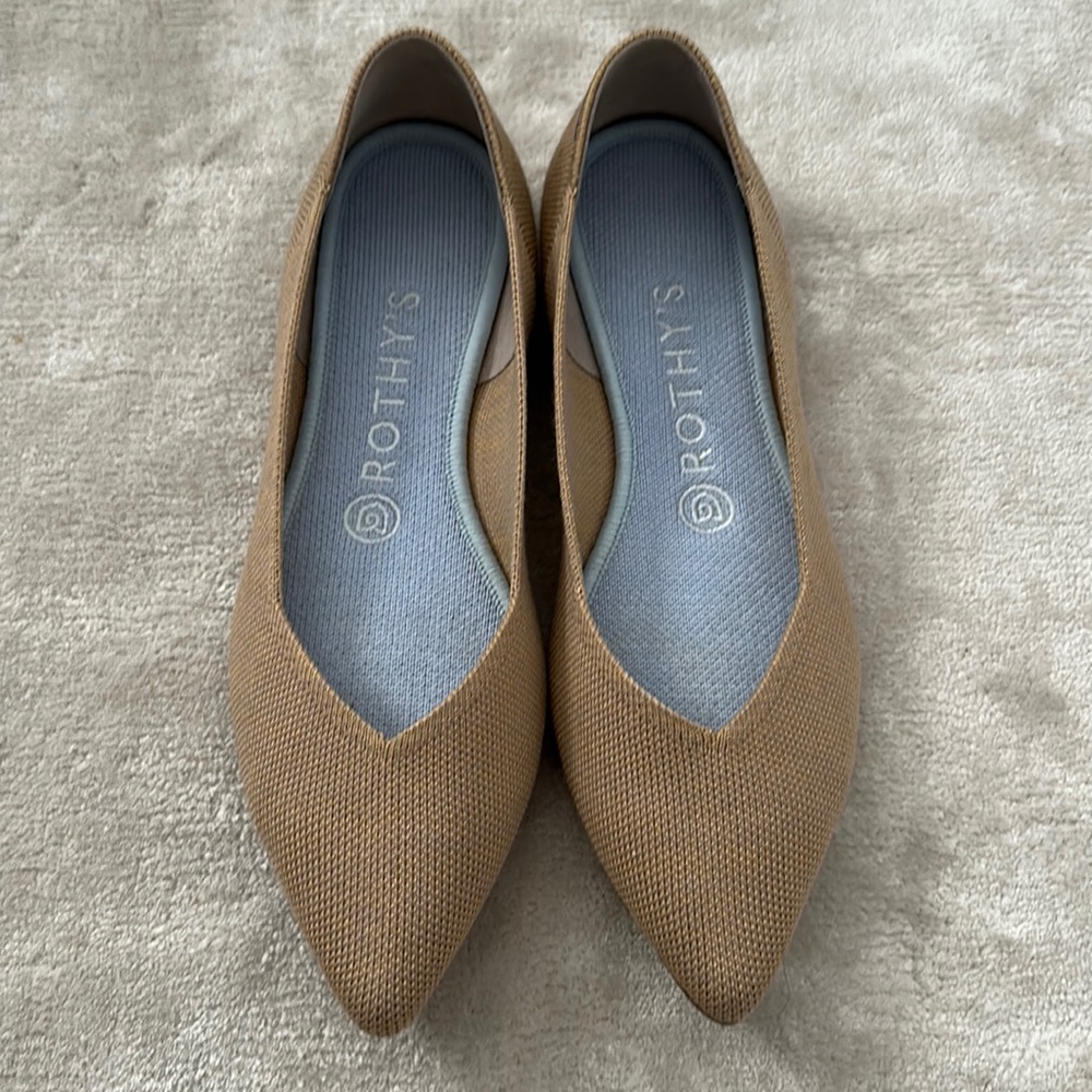 Rothy’s Merino Wool Point Flat in Camel 7.5